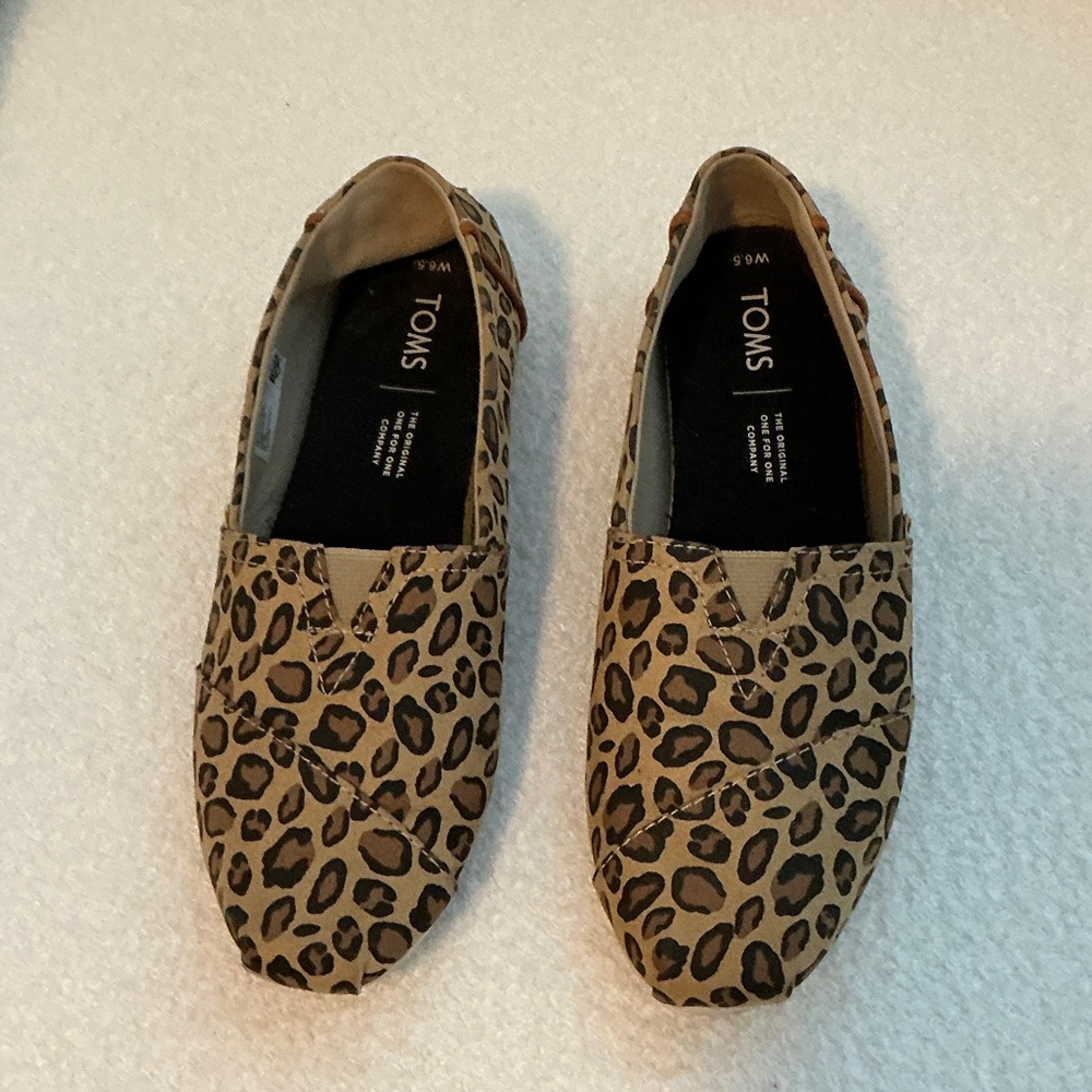 TOMS Cheetah Print Women's Flats